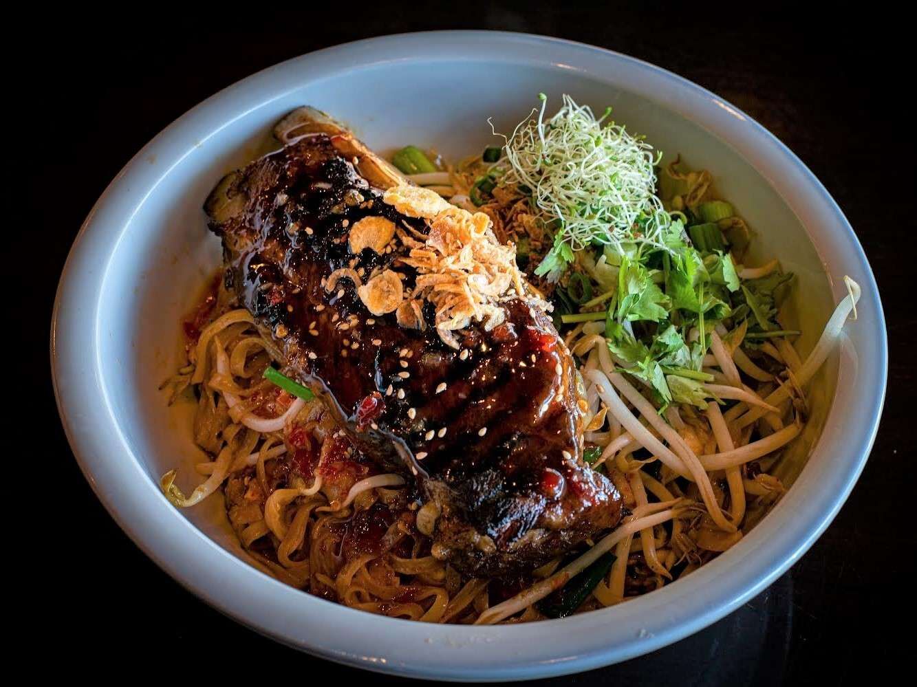 New Asian-fusion, ramen restaurant opens in downtown Naples